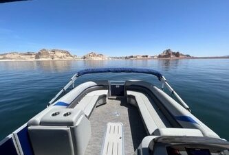 25′ Bennington Pontoon 2023